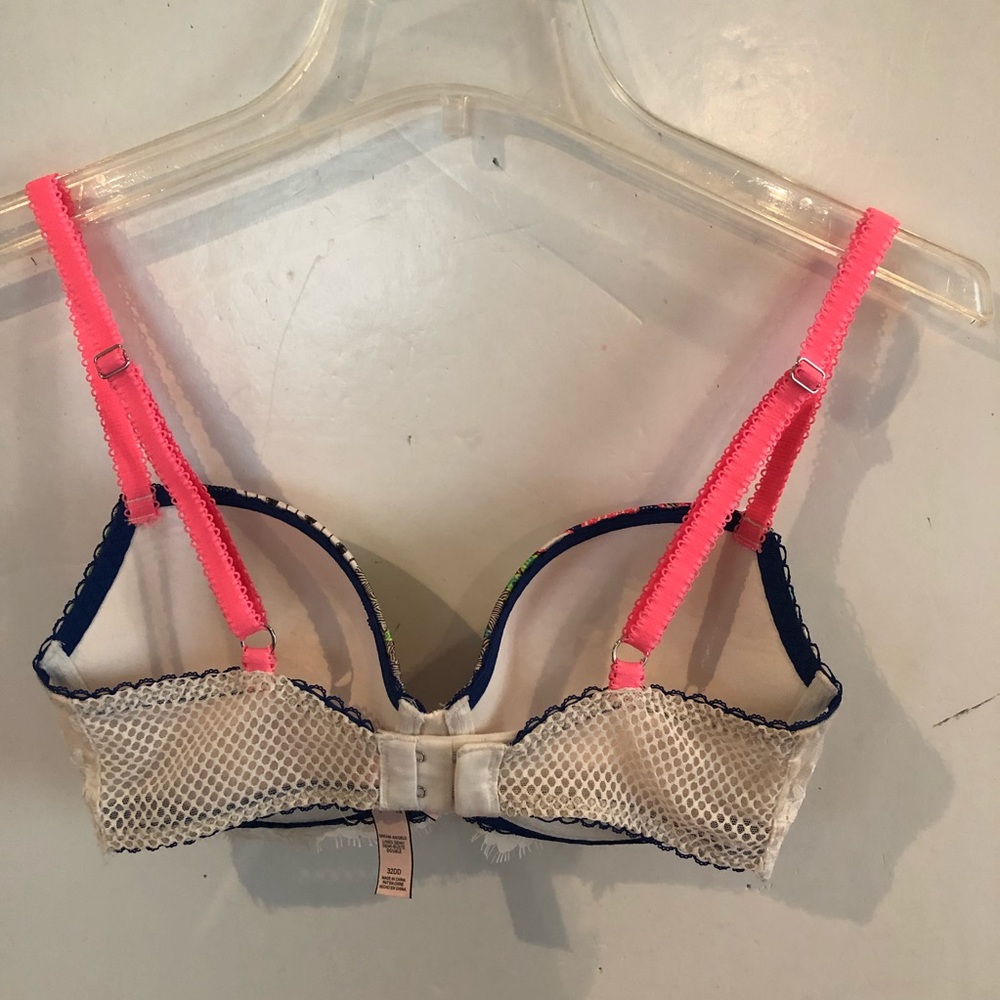 VICTORIA’S SECRET Dream Angels Lined Demi BRA 32DD - Picture 5 of 9